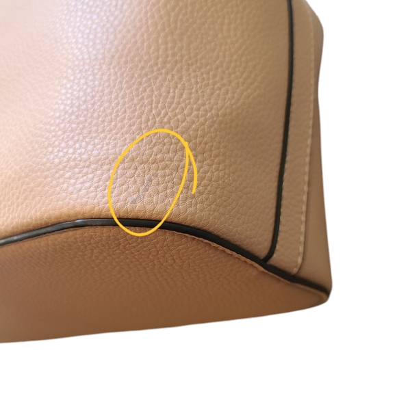 ALDO Vegan Leather Tote With Gold Chain Detail Tan Purse - Picture 14 of 16